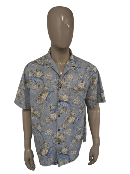Jos A. Bank Silk shirt short sleeves. Blue Beige Green floral print. Size L / XL. 100% Silk.