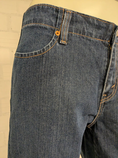 Levi's 515 capri - 3/4e jeans. Blauw gekleurd. Maat W33.