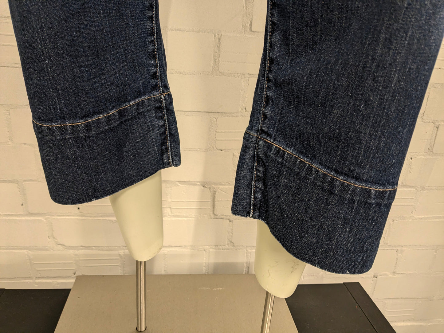 Levi's 515 capri - 3/4e jeans. Blauw gekleurd. Maat W33.