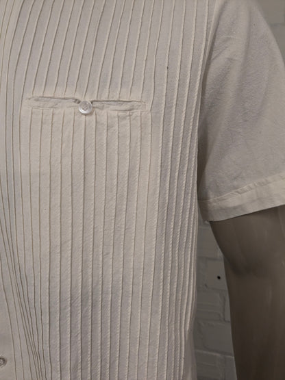 Vintage Yacateca overhemd korte mouw. Mao, Boeren-, Korte kraag. Beige gekleurd. Maat XL. voelbaar gestreept motief.
