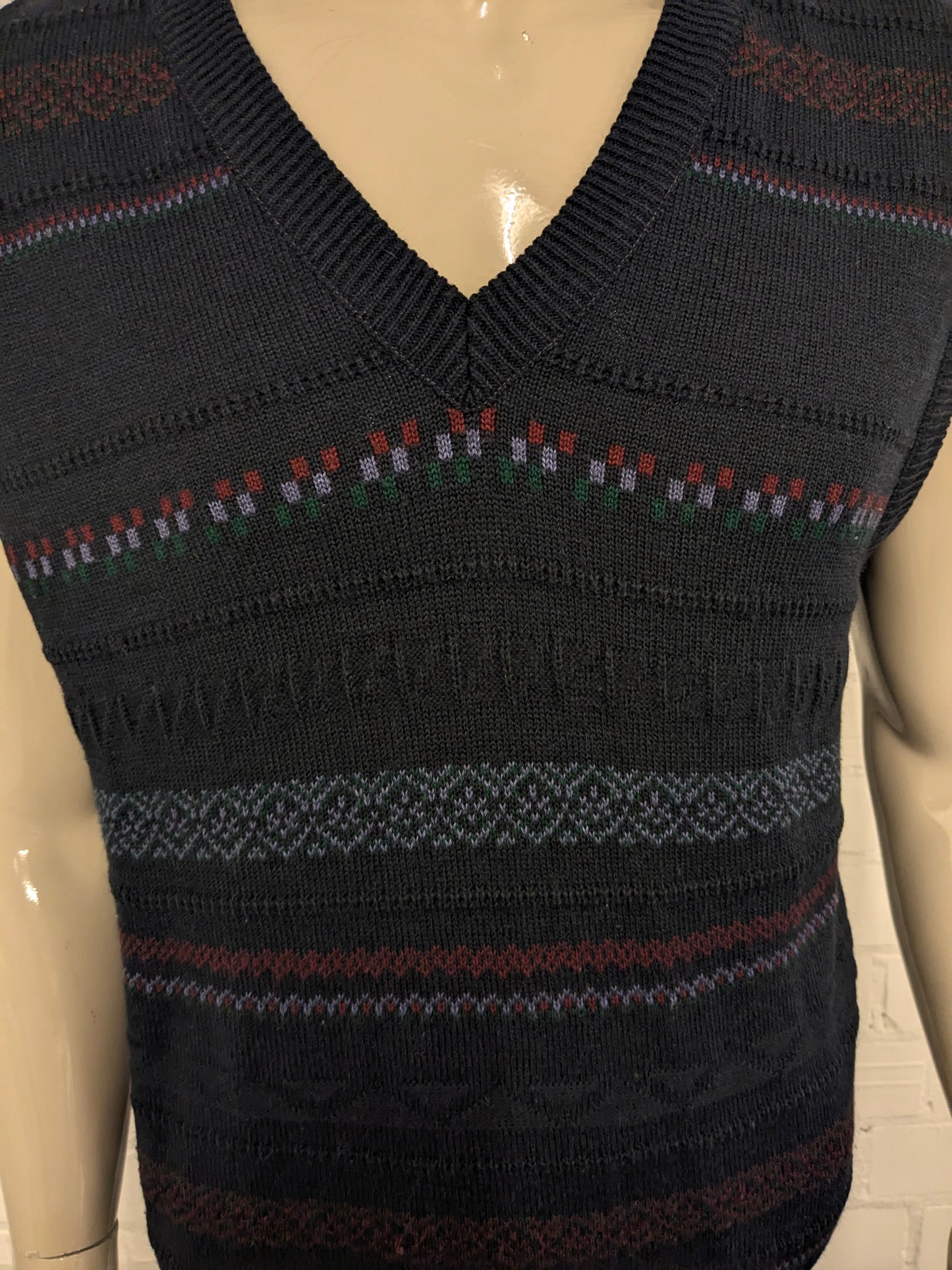 Spencer in lana vintage con scollo a V. Viola verde rosso blu scuro colorato. Taglia L.