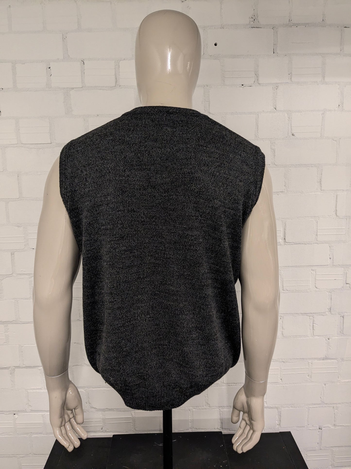 Marc René Wollen spencer met V-Hals. Grijs Rood Geel gekleurd. Maat L.