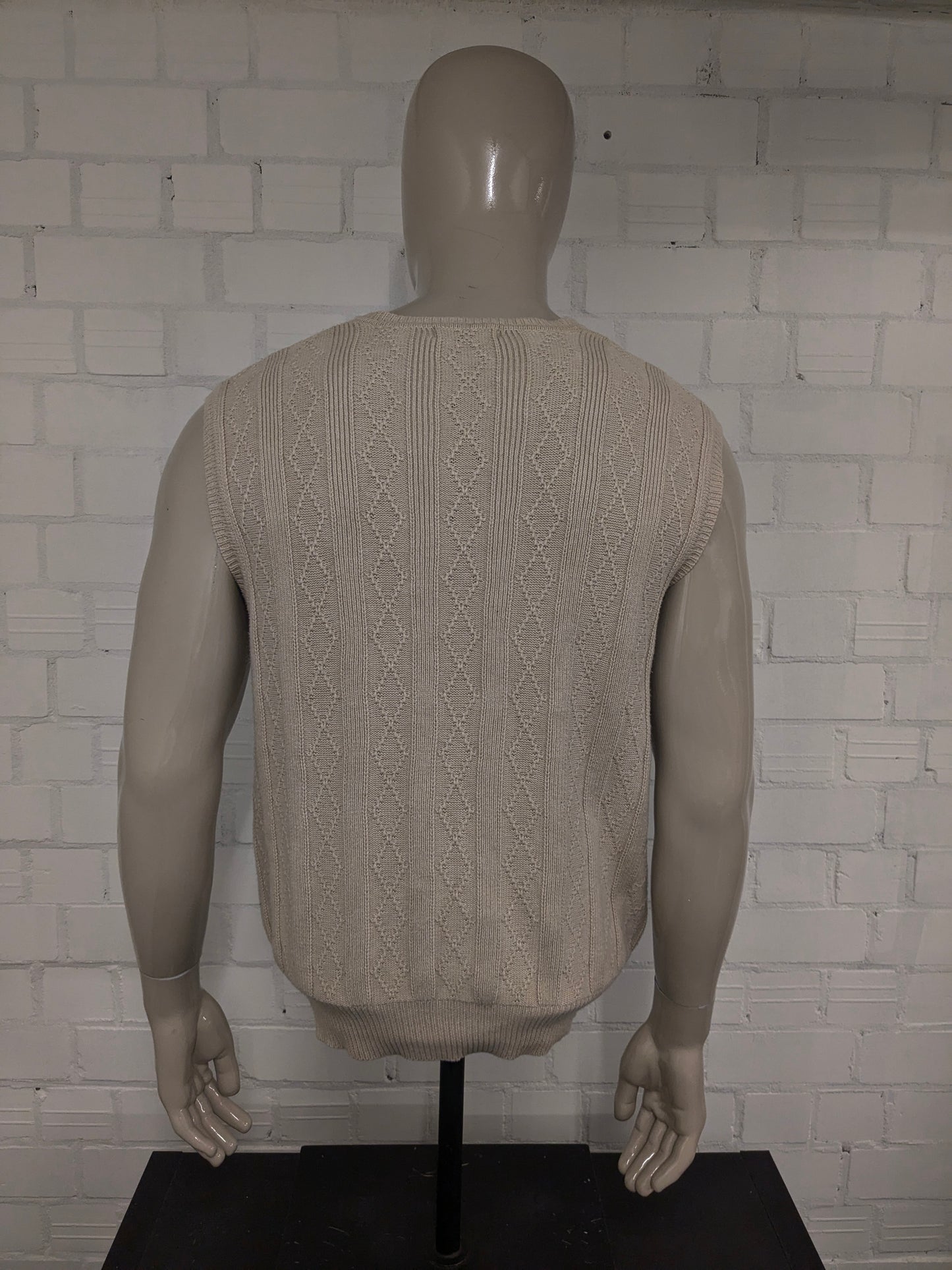 Nautica spencer met V-Hals. Beige gekleurd. Maat L.