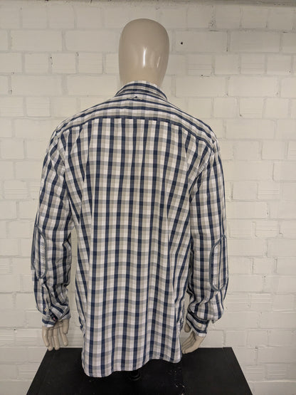 NZa New Zealand Auckland Shirt. Blue beige white blocked with applications. Size XL.