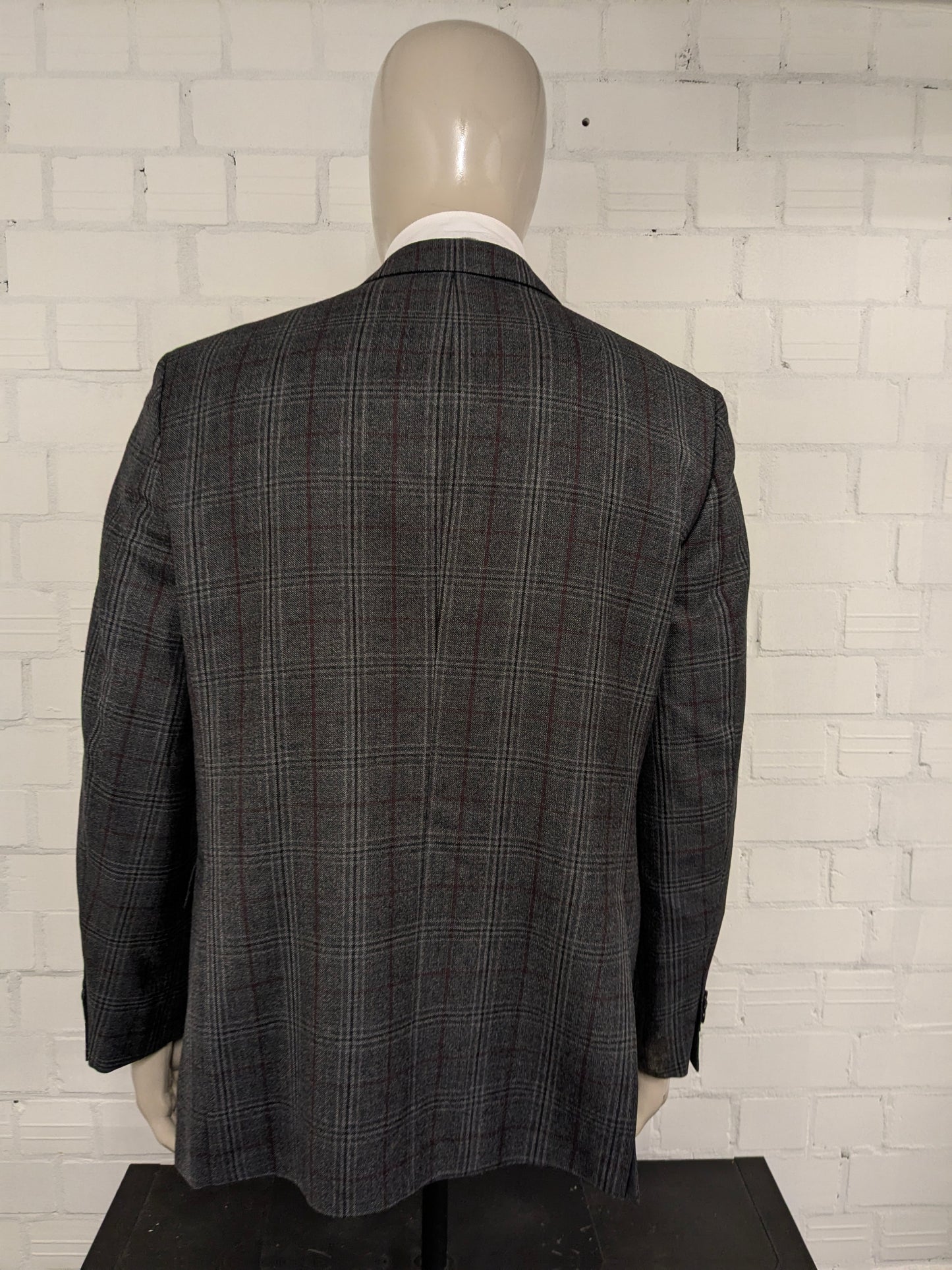 Veste en laine Eduard Dressler. Gris rouge vérifié. Taille 27. (54 / L).