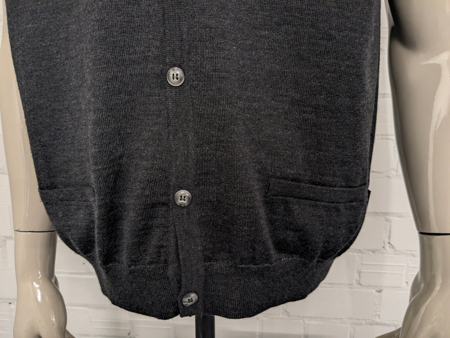 Olympe en laine laine le gilet / Spencer. Gris foncé mélangé. Taille xl.