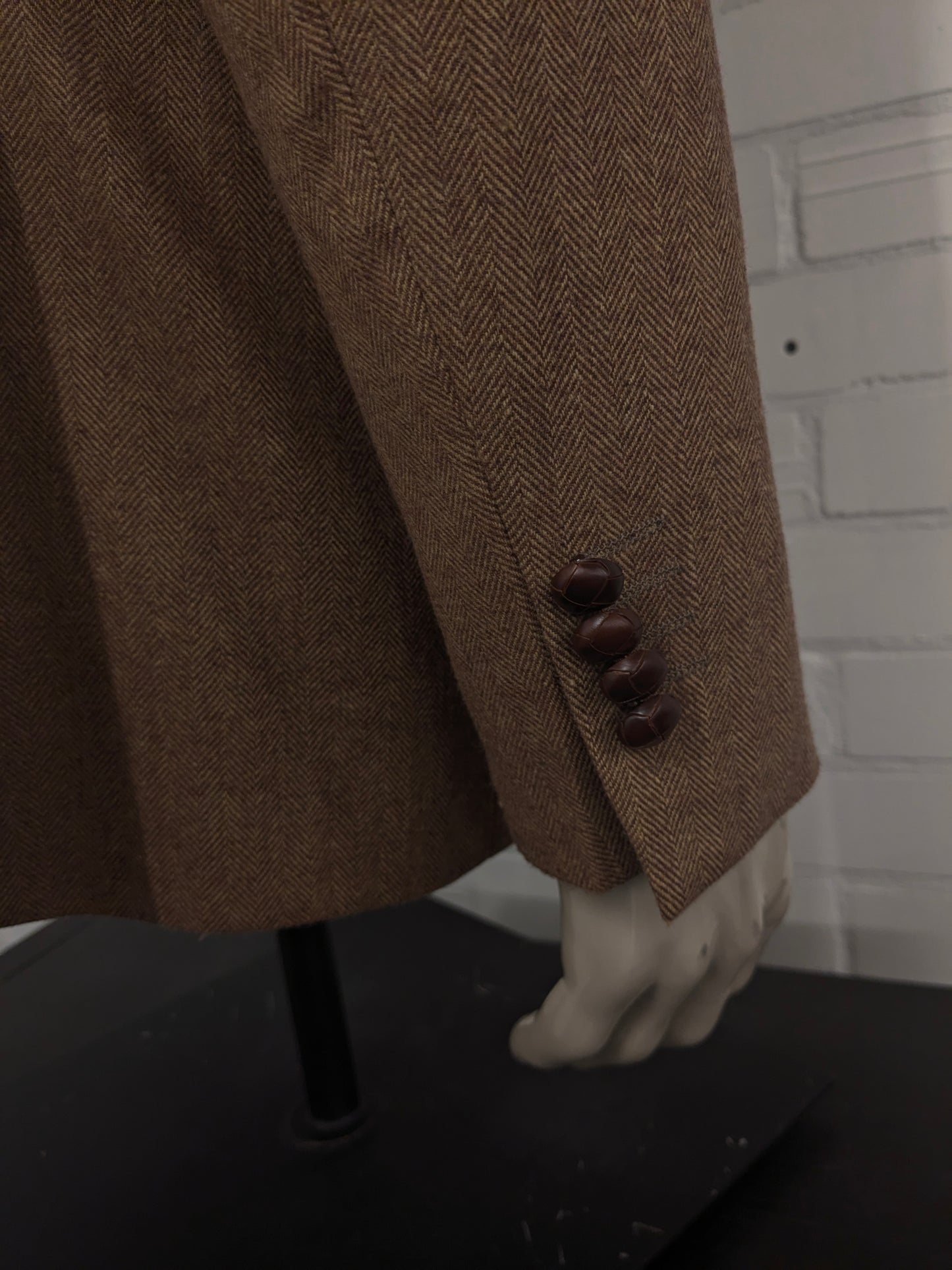 La veste bostonienne en laine. Motif à chevrons marron champagne. Taille 50 / M.