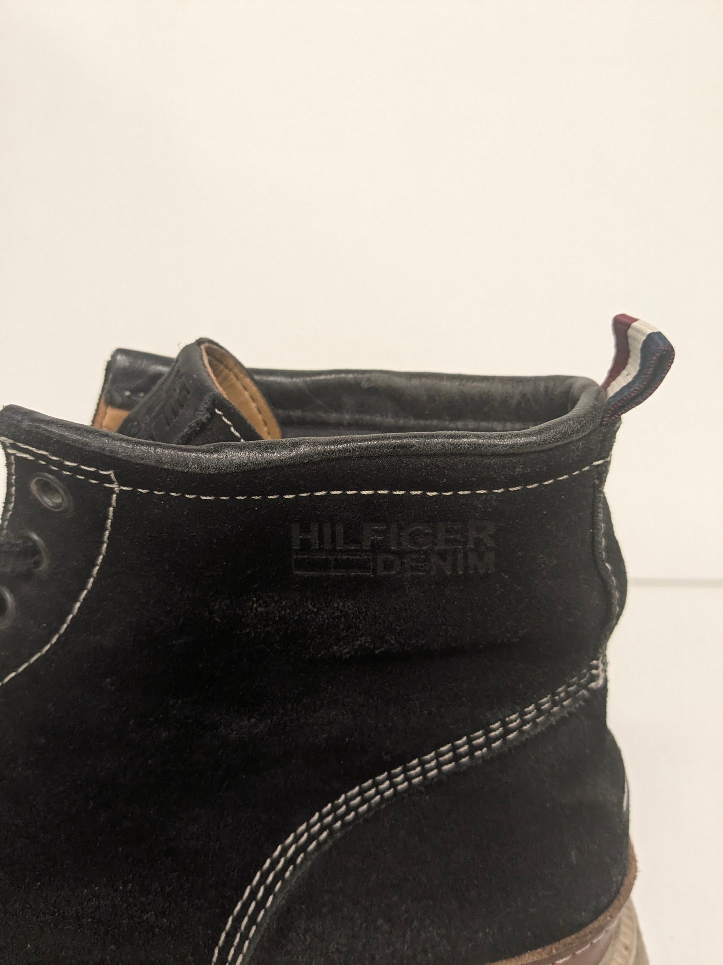 Tommy Hilfiger leather lace -up shoes / boots. Black colored. Size 45.