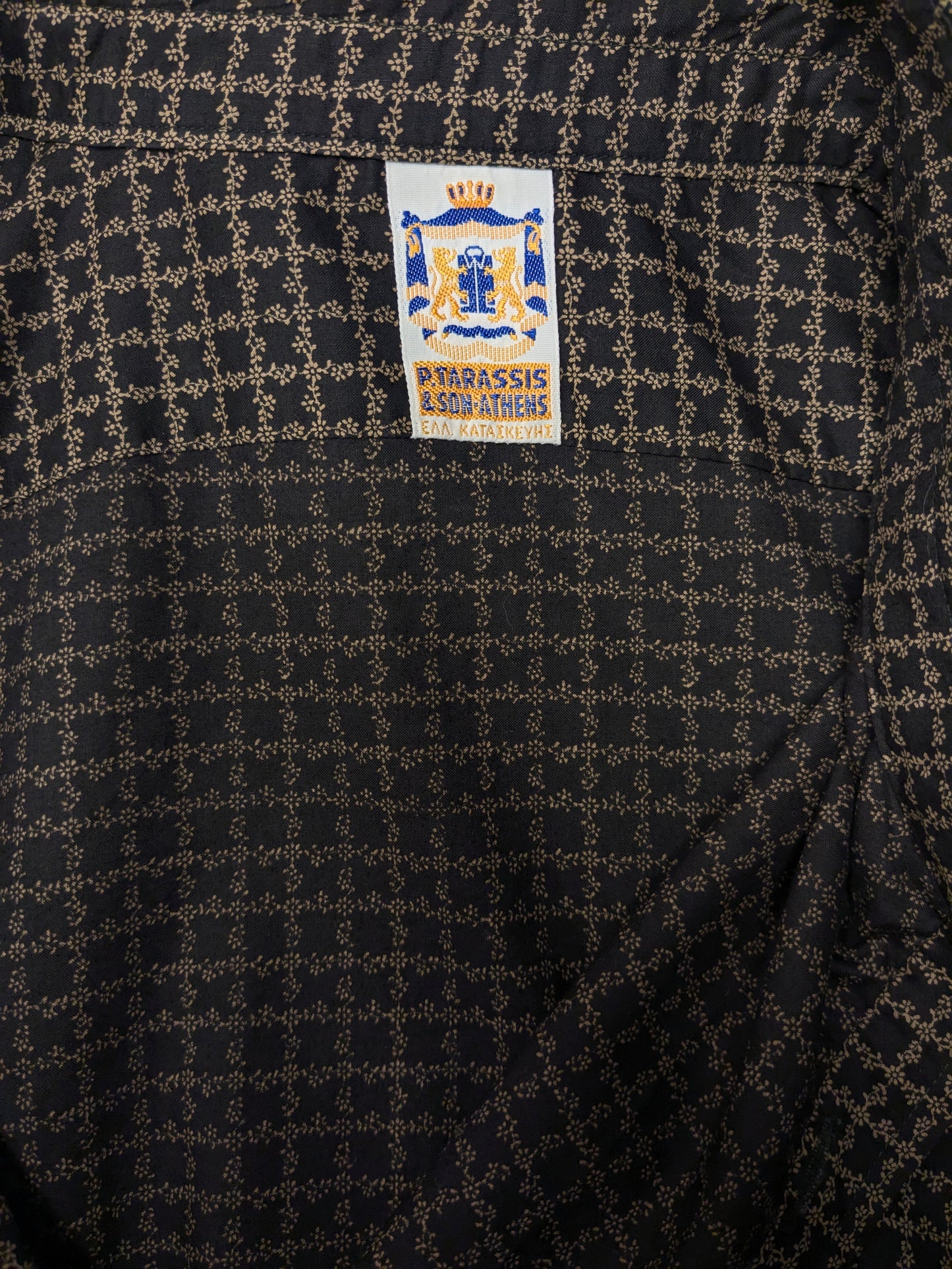 Sleeve corta Vintage P Tarassis e Son. Stampa marrone nero. Taglia M.