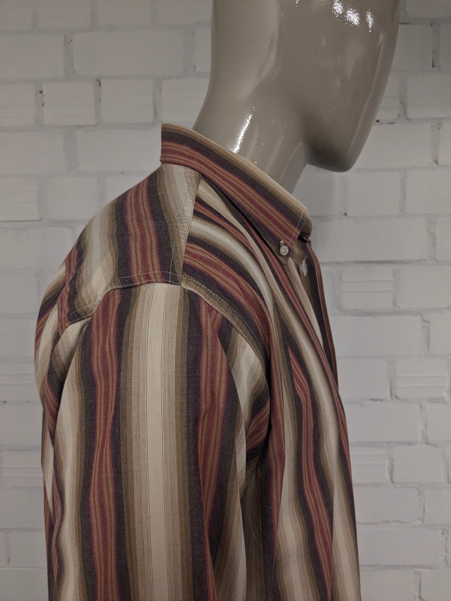 Vintage Goldsmith shirt. Red brown striped. Size XL.