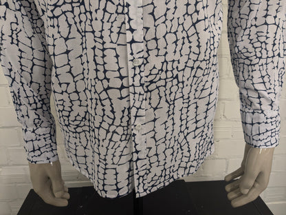 Alfi overhemd. Dunne katoenen luchtig overhemd. Blauw Witte print. Maat L.