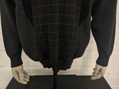 Vintage Belika wool polo sweater. Gray black colored. Size XL. 50% wool.