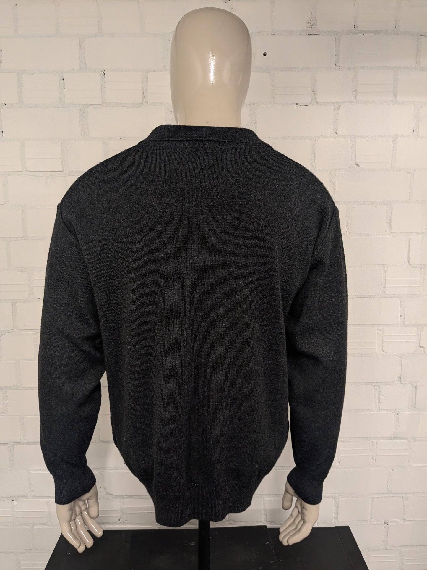 Vintage Belika wool polo sweater. Gray black colored. Size XL. 50% wool.
