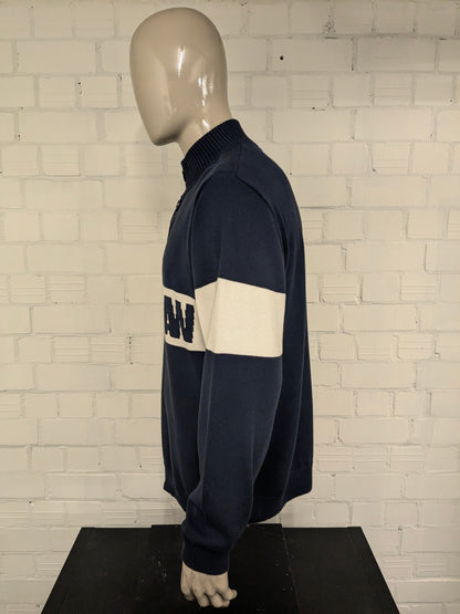 Pfeilpullover mit Knöpfen. Blau weiß gefärbt. Größe xl / 2xl-xxl.