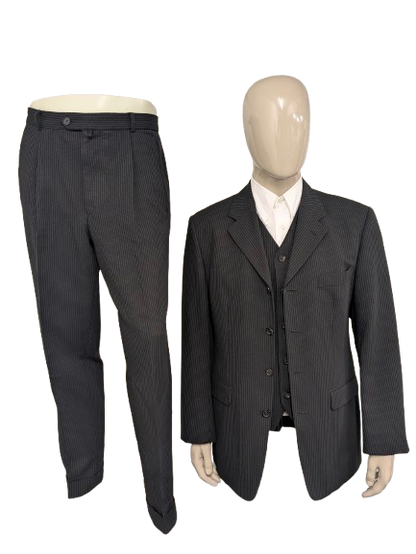 Cinque 3-piece costume. Black and white chalk stripe. Size 52 / L.