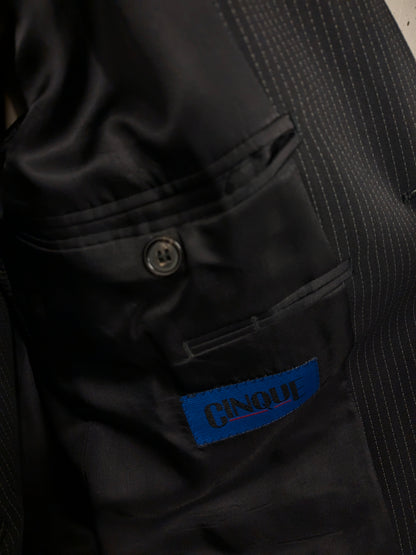 Cinque 3-piece costume. Black and white chalk stripe. Size 52 / L.