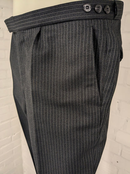 Pantaloni di lana di Cascogne. Linea di gesso grigio. Taglia 48 / M.