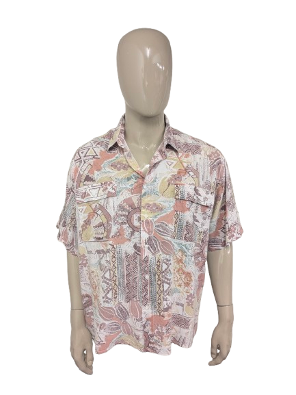 Vintage 80-90er Push-Shirt mit kurzen Ärmeln. Rosa-grün-lila Druck. Größe 3XL / XXXL.