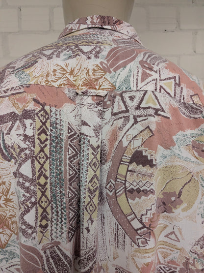 Camisa de empuje vintage 80-90 manga corta. Estampado morado verde rosa. Tamaño 3xl / xxxl.