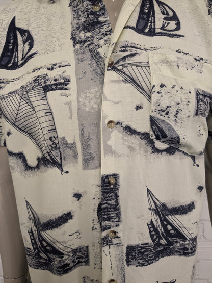 Vintage Pacific Ocean Shirt Kurzarm. Gelbblaudruck. Größe L.