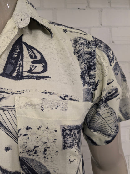 Vintage Pacific Ocean Shirt Kurzarm. Gelbblaudruck. Größe L.