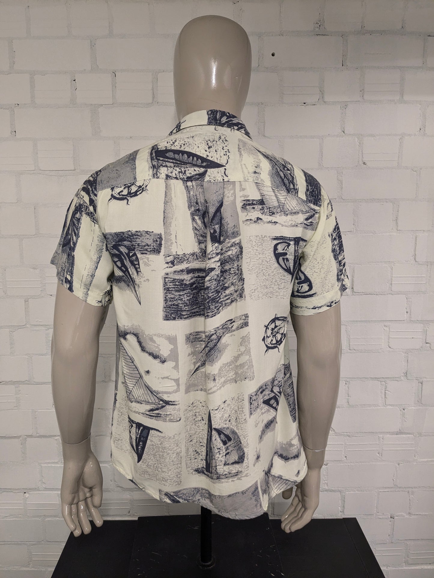 Vintage Pacific Ocean Shirt Kurzarm. Gelbblaudruck. Größe L.