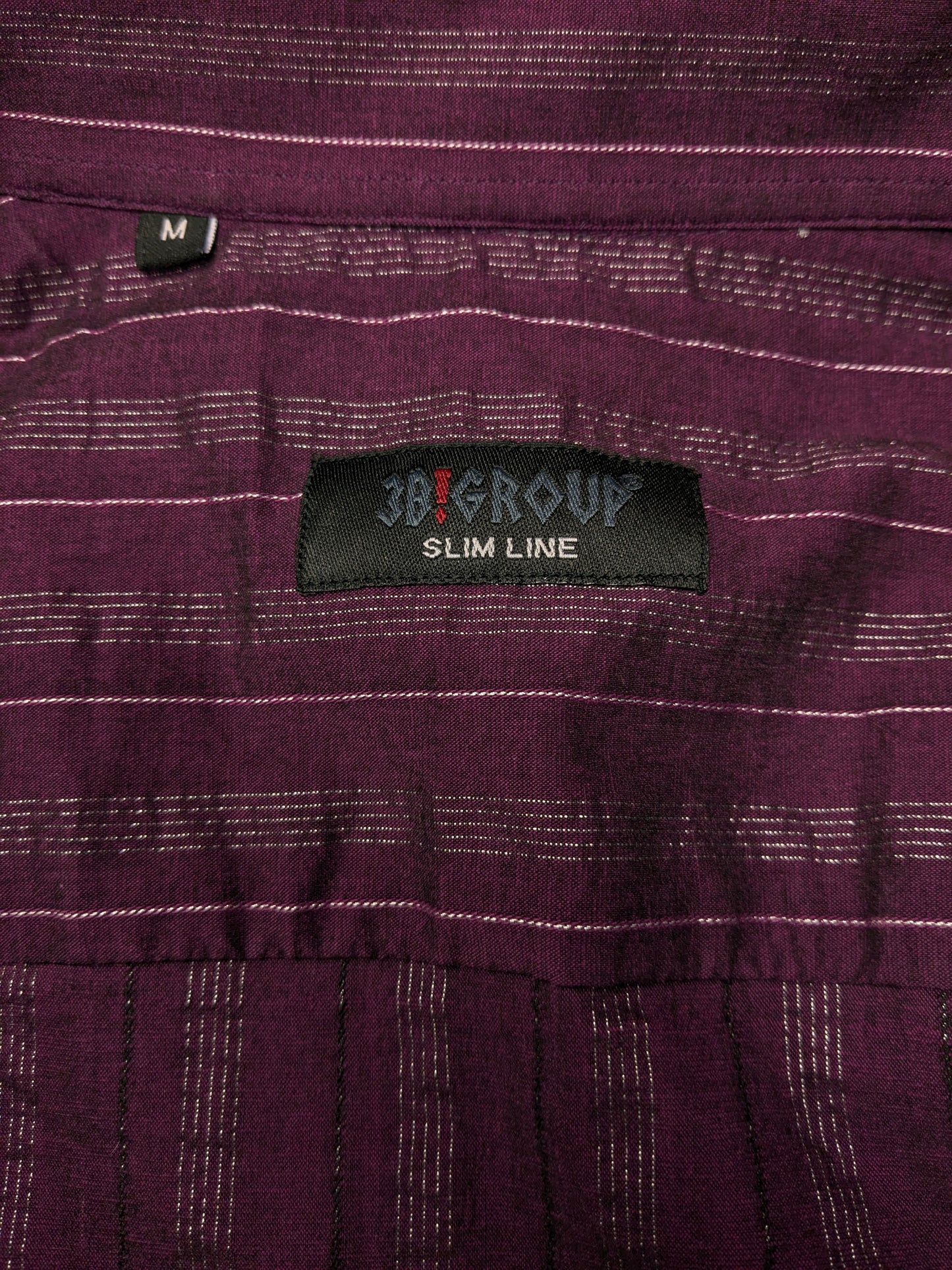 3B! Group shirt. Purple gray light shiny striped. Size M. Slim Line. stretch.