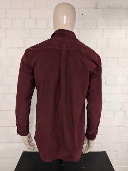 Vintage Angelo Litrico Ribhemd. Schöne Rippe. Bordeaux farbig. Größe L.