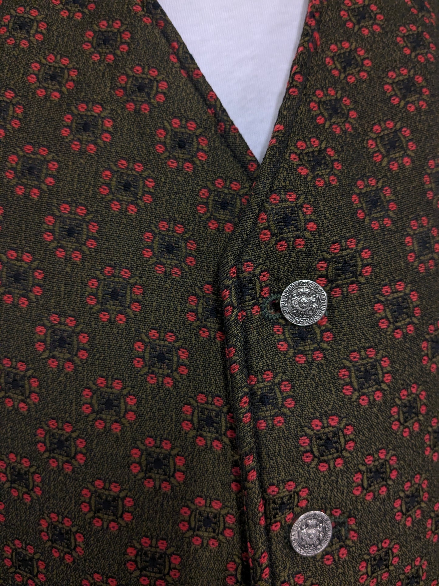 Gilet vintage. Motif noir rouge vert. Taille xl.