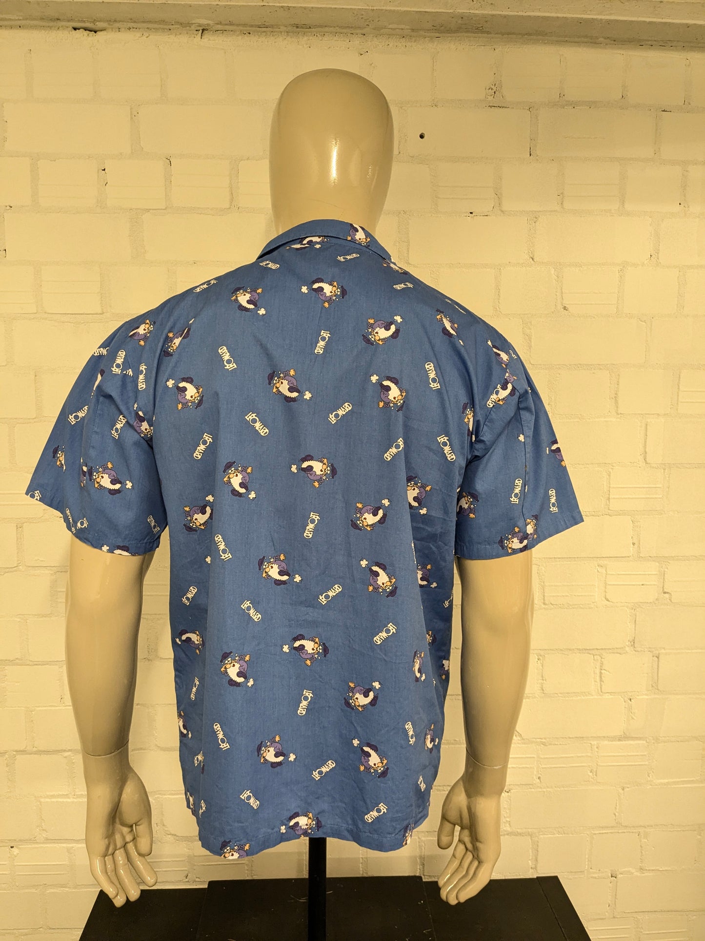 Manche courte de la chemise leonard vintage. Imprimé Blue Purple Leonard. Taille L.