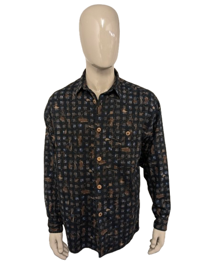Vintage Signum shirt with large buttons. Black brown blue print. Size XL.