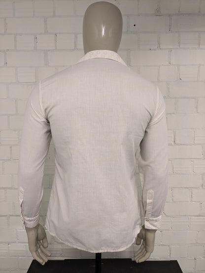 Camicia vintage degli anni '70. Beige con dettagli in pizzo. Taglia M. Slimt fit.