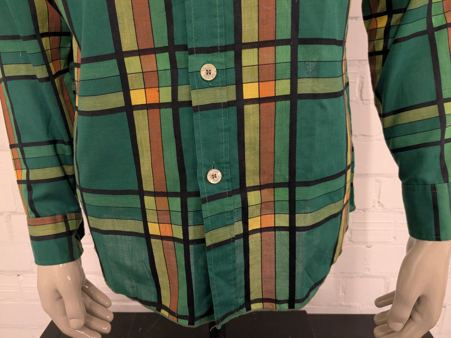 Vintage 70's Modell Paris shirt with point collar. Green yellow orange black checked. Size L.