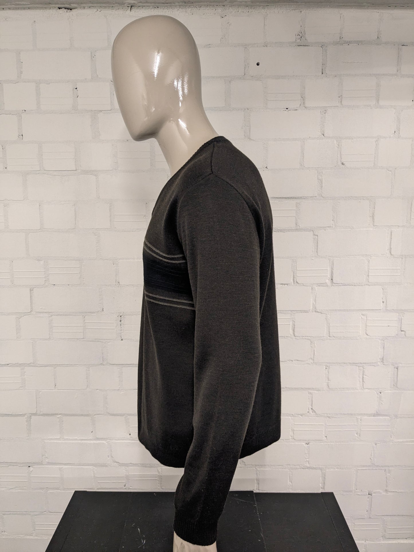 Vintage Tassotti trui met V-Hals. Bruin Zwart gekleurd. Maat XL.