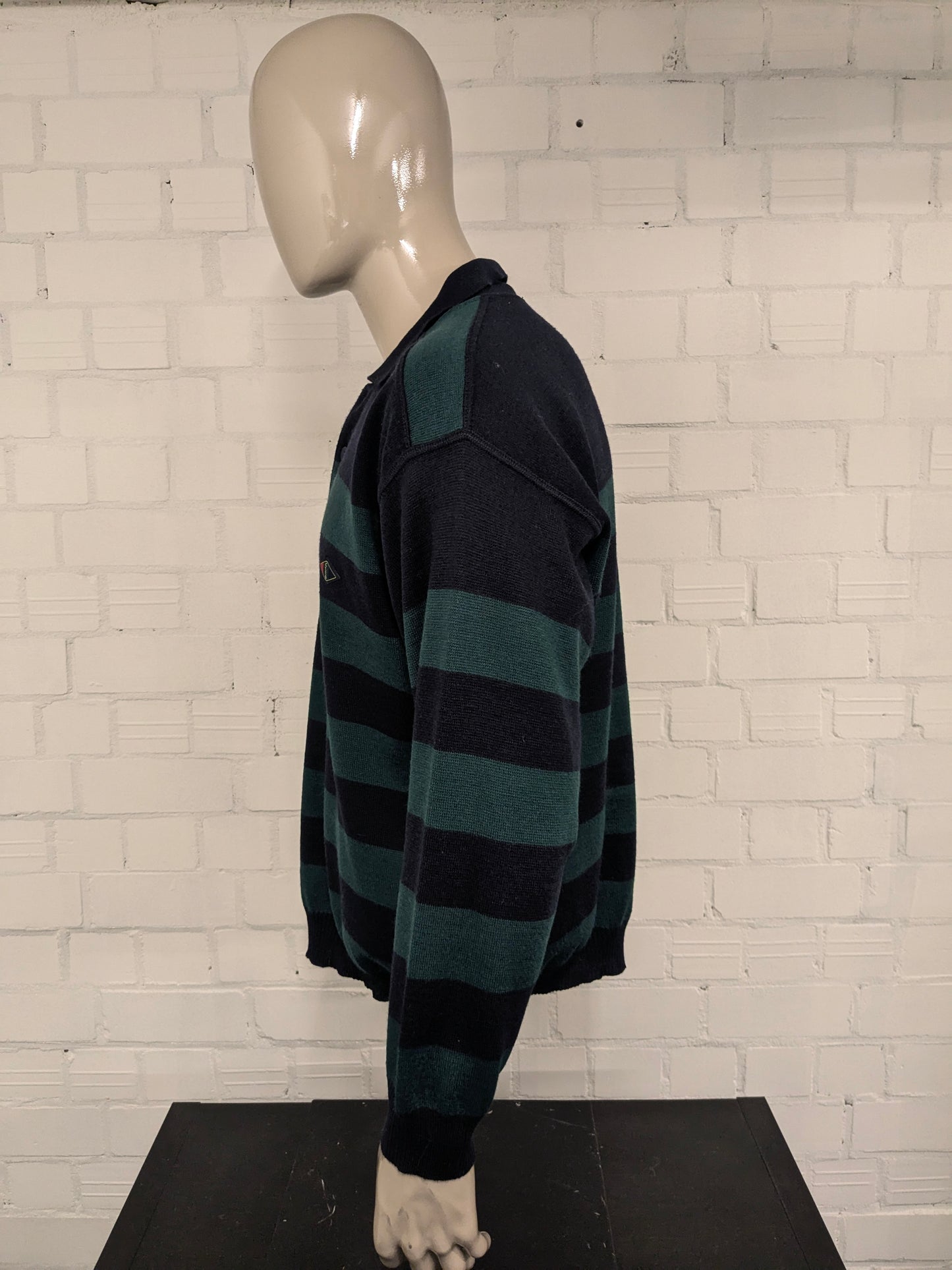 Vintage Emilio Adani polo trui. Groen Donker Blauw gekleurd. Maat XL.