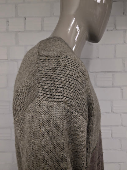 Vintage Berto Martino Wollpullover mit V-Ausschnitt. Grüner beige lilac gefärbt. Größe 2xl / xxl. 22% Wolle.