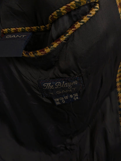 Vintage gant "The Blazer" woolen jacket with elbow strokes. Green red blue blocked. Size 54.