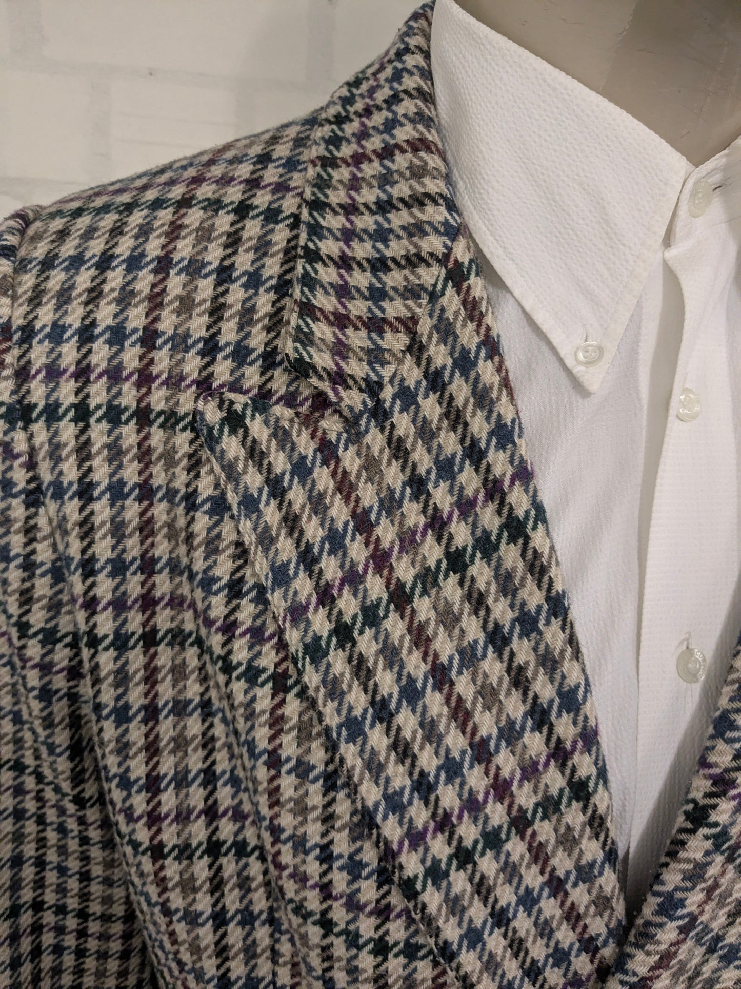 C&A C&A de lana de doble pecho Colbert. Beige Red Blue Motif. Tamaño 26 (52/L).