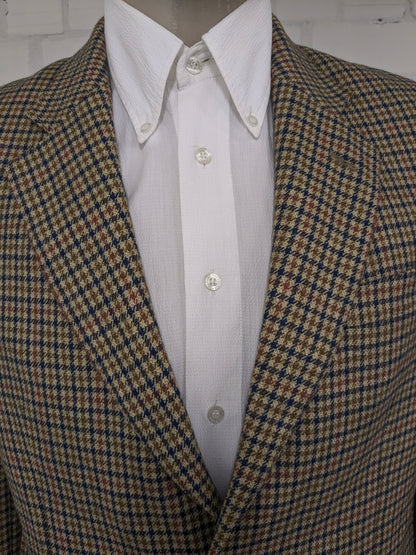 Vintage Marco Fellini woolen jacket. Green blue red motif. Size 54.