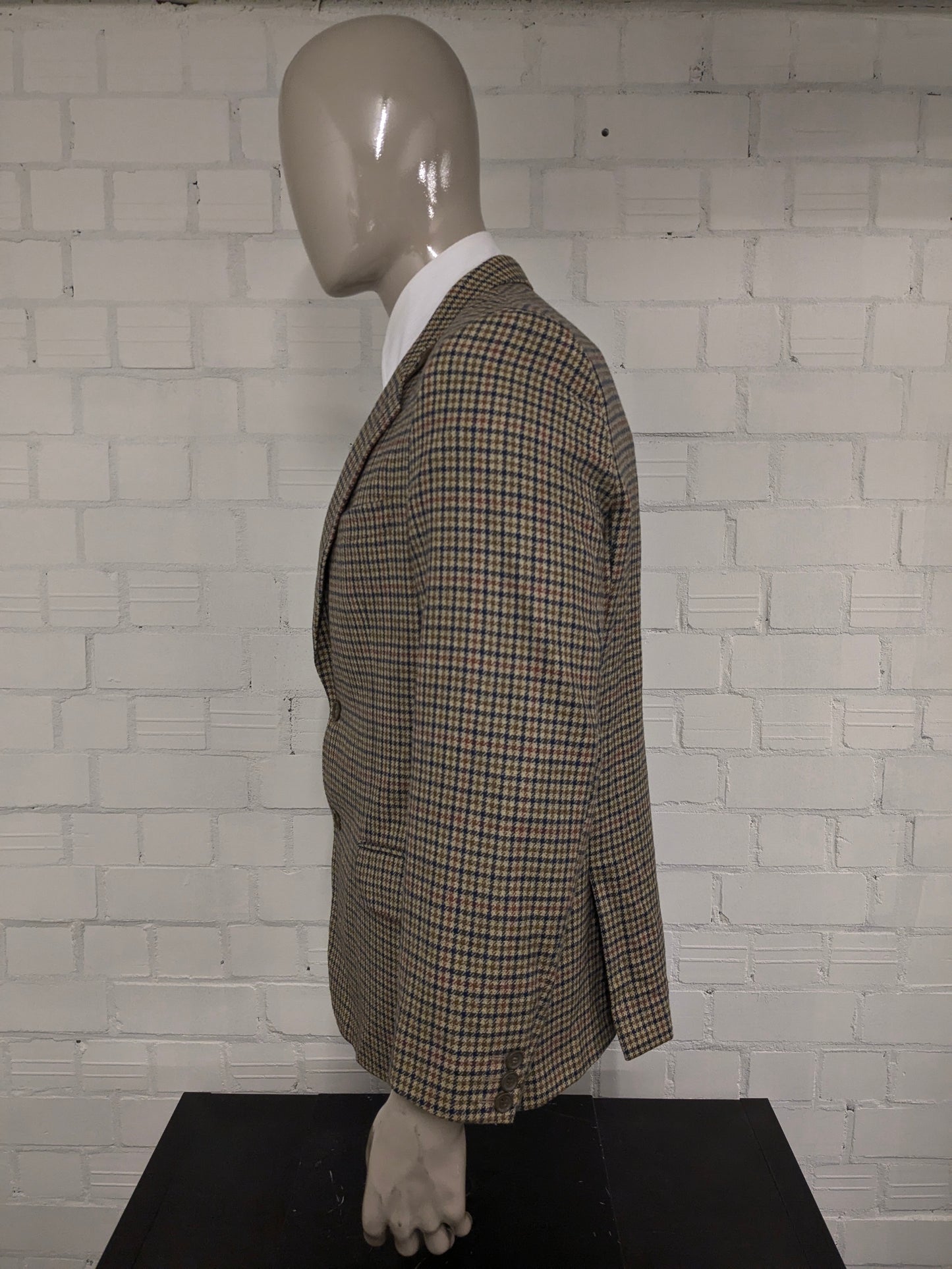 Vintage Marco Fellini woolen jacket. Green blue red motif. Size 54.