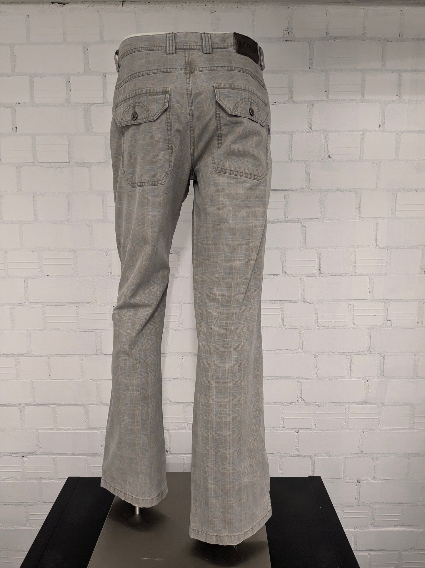 Priess Hommes pants / trousers. Beige blue checked. Size 50 / M.
