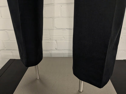 Pantaloni di lana corneliani. Colorato grigio scuro. Dimensione 26 (52/L).