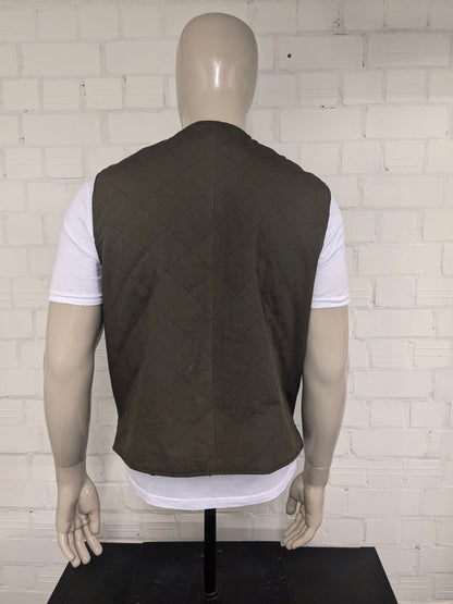 Casual Wear Ledermantel mit Pressebergen. Dunkelbraun gefärbt. Größe L.