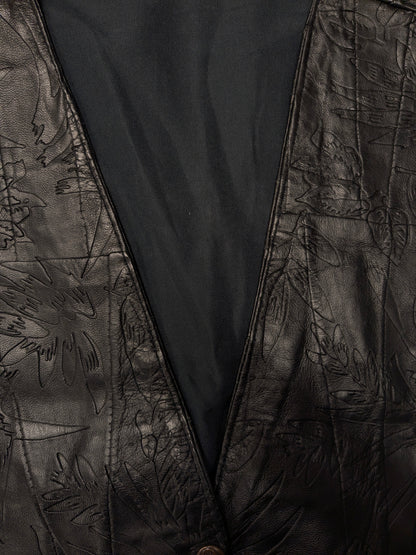 Vintage leren dubbelzijdig gilet met drukknopen. Zwart voelbaar bladmotief. Maat M.