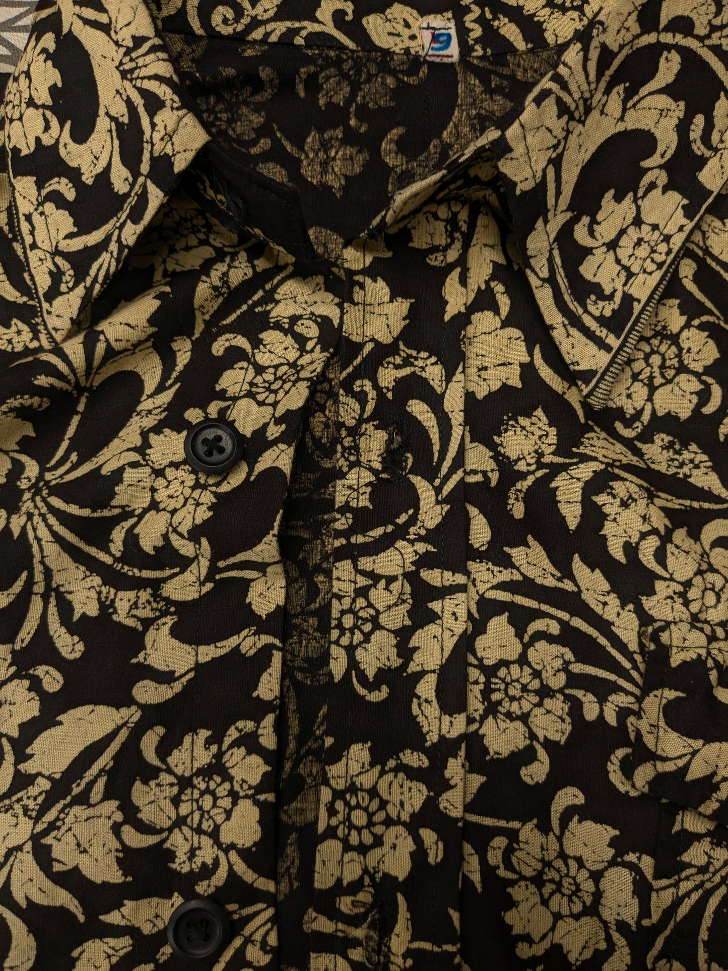 Vintage Hawaii overhemd korte mouw. Beige Bruine bloemen print. Maat L.