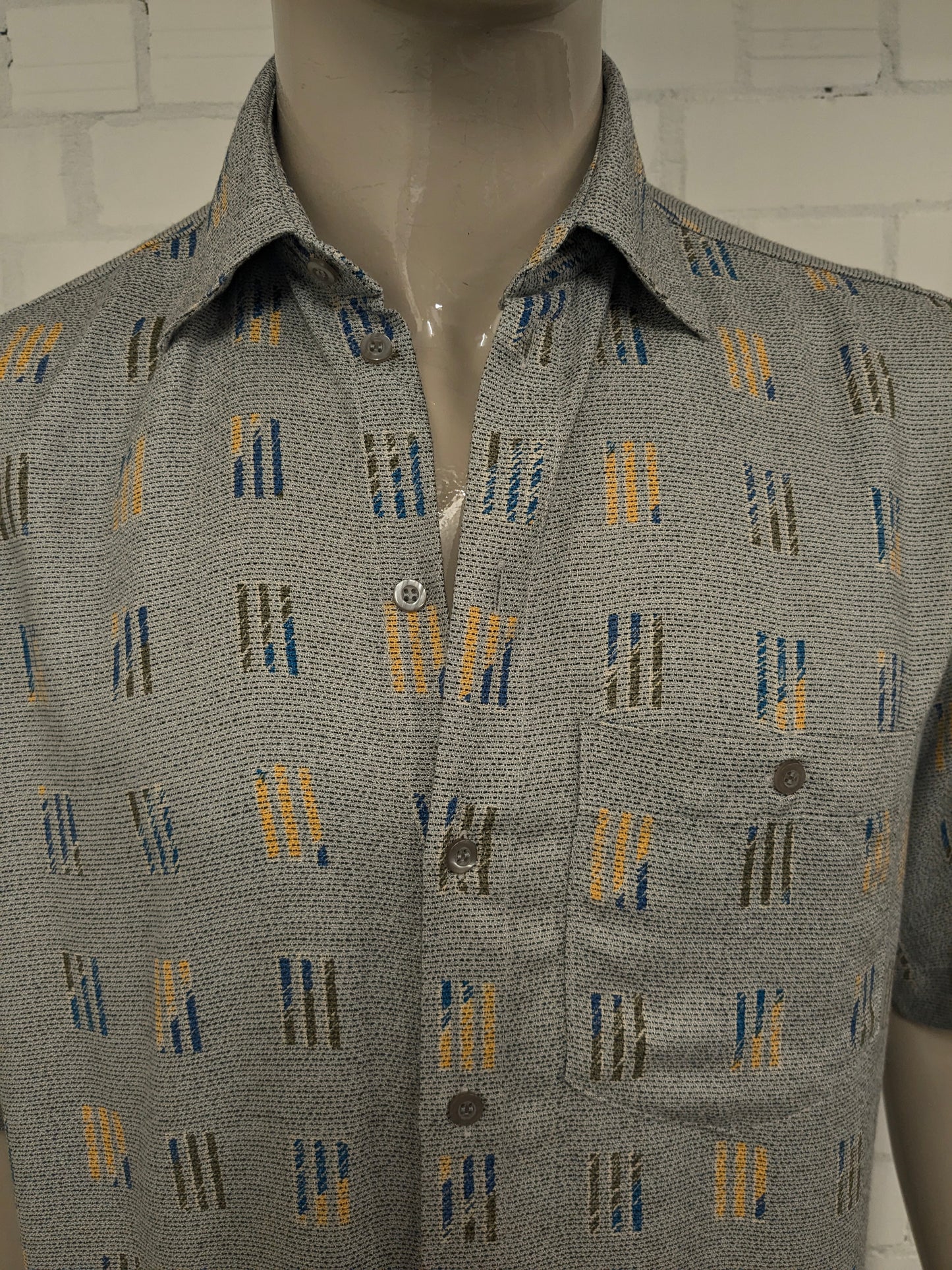 Fairbanks fa Fairbanks Shirt Short Maniche. Stampa verde giallo blu grigio. Taglia XL