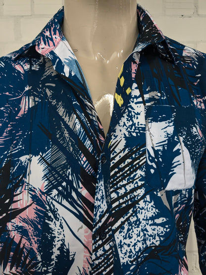 Vintage fabien shirt. Blue yellow pink print. Size L.