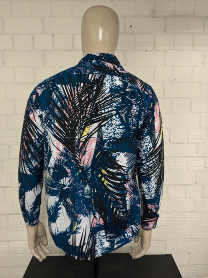 Vintage fabien shirt. Blue yellow pink print. Size L.