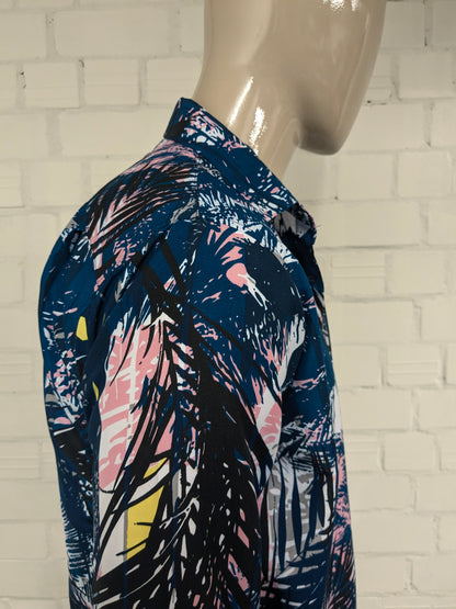 Vintage fabien shirt. Blue yellow pink print. Size L.