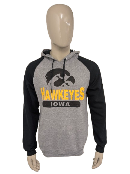 Hawkeyes Iowa Hoodie. Gray black with print. Size L.